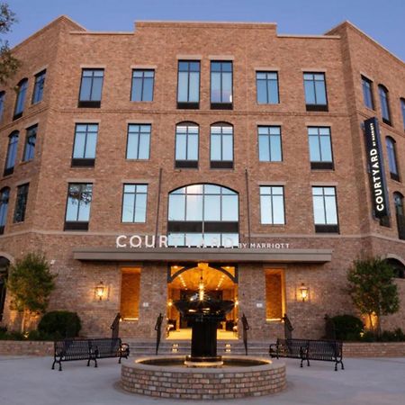 Courtyard Thomasville Downtown Exterior photo